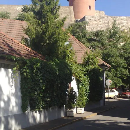 Minaret Apartment