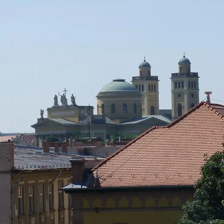 Minaret *